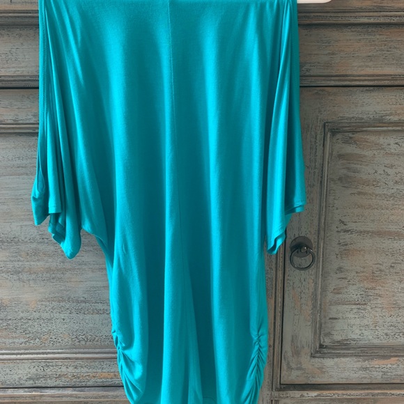Cold Shoulder Tahitian Green Top Excellent Used Condition! - Picture 5 of 9